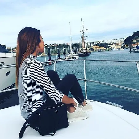 Leopard Boat Botel