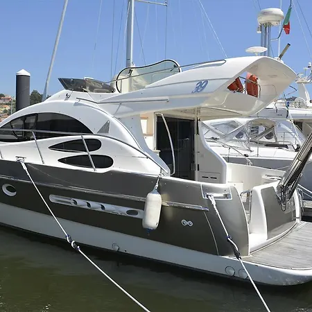 بوتيل Leopard Boat *